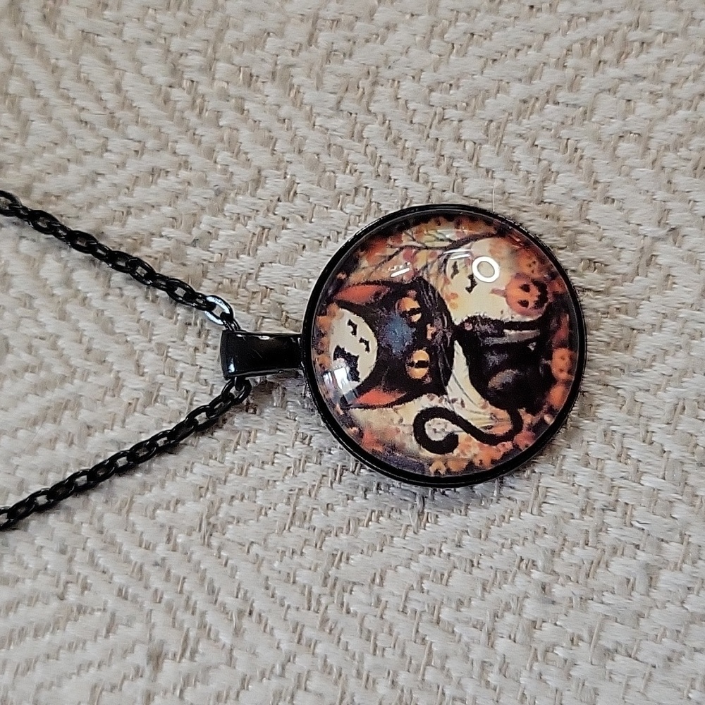 Black Cat Halloween Pendant Necklace